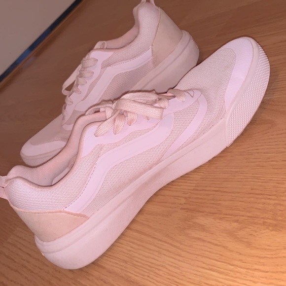 never wore them - Picture 2 of 2